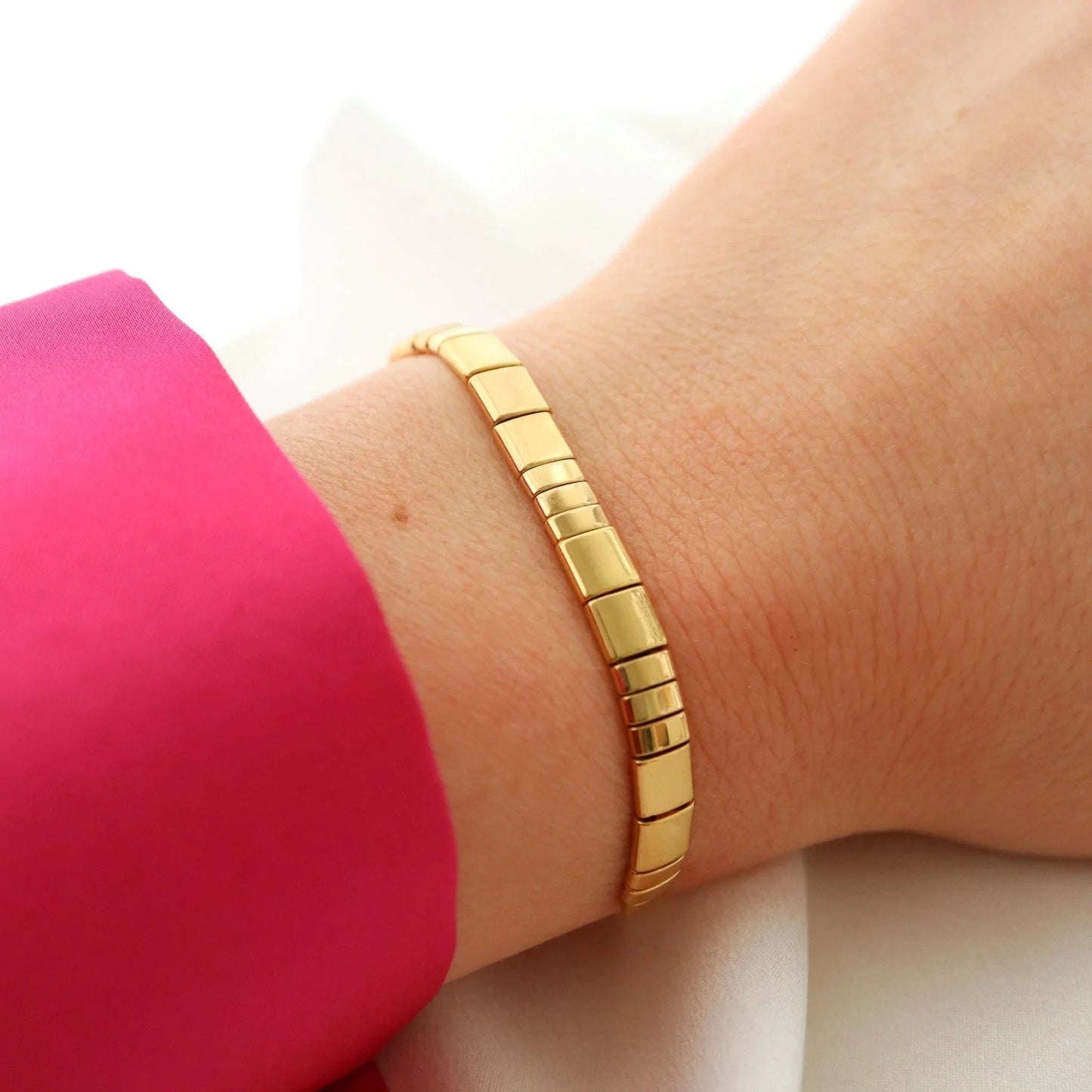 KONJIKI — Golden Lantern Bracelet