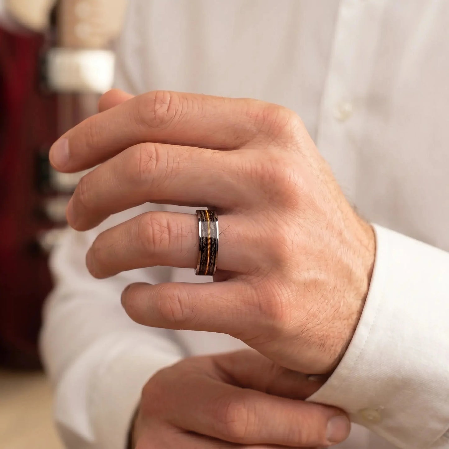 HIBIKA — Gray Oak & String Ring