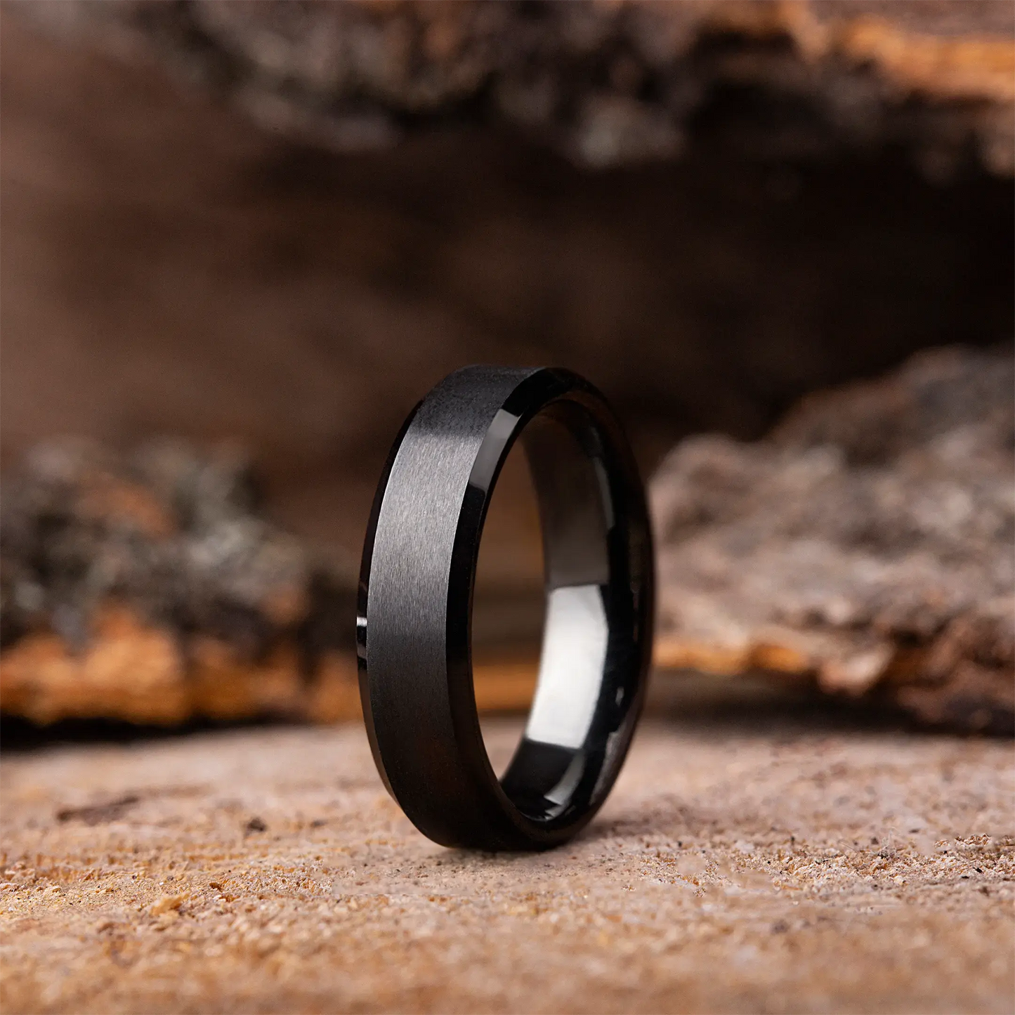 KYO — Black Tungsten Ring