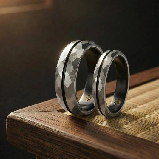SATORI set — Platinum Faceted Couple Rings