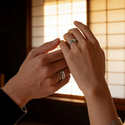 SATORI set — Platinum Faceted Couple Rings