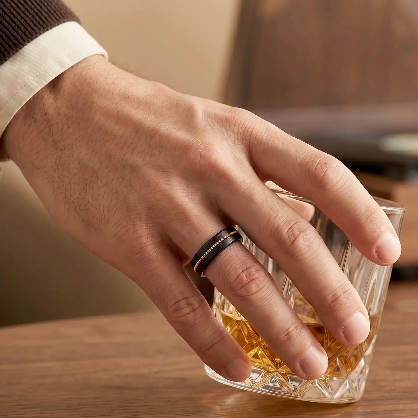 RESONANCE — Guitar String Ring