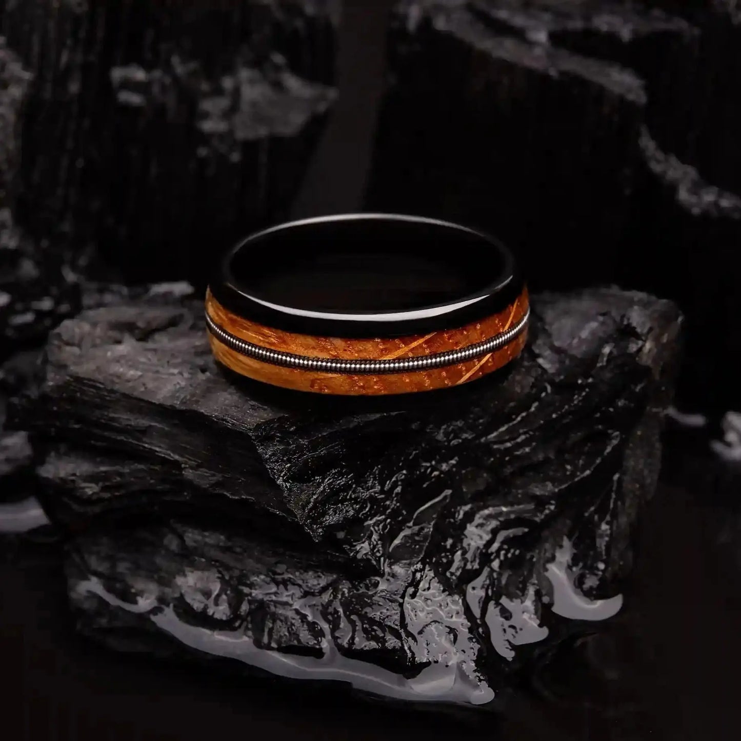 EUPHONY — Oak & String Ring