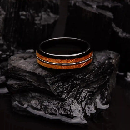 EUPHONY — Oak & String Ring